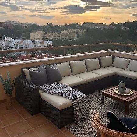 Luxurious Duplex Penthouse With Golf And Sea Views Apartment Benalmádena Exterior photo